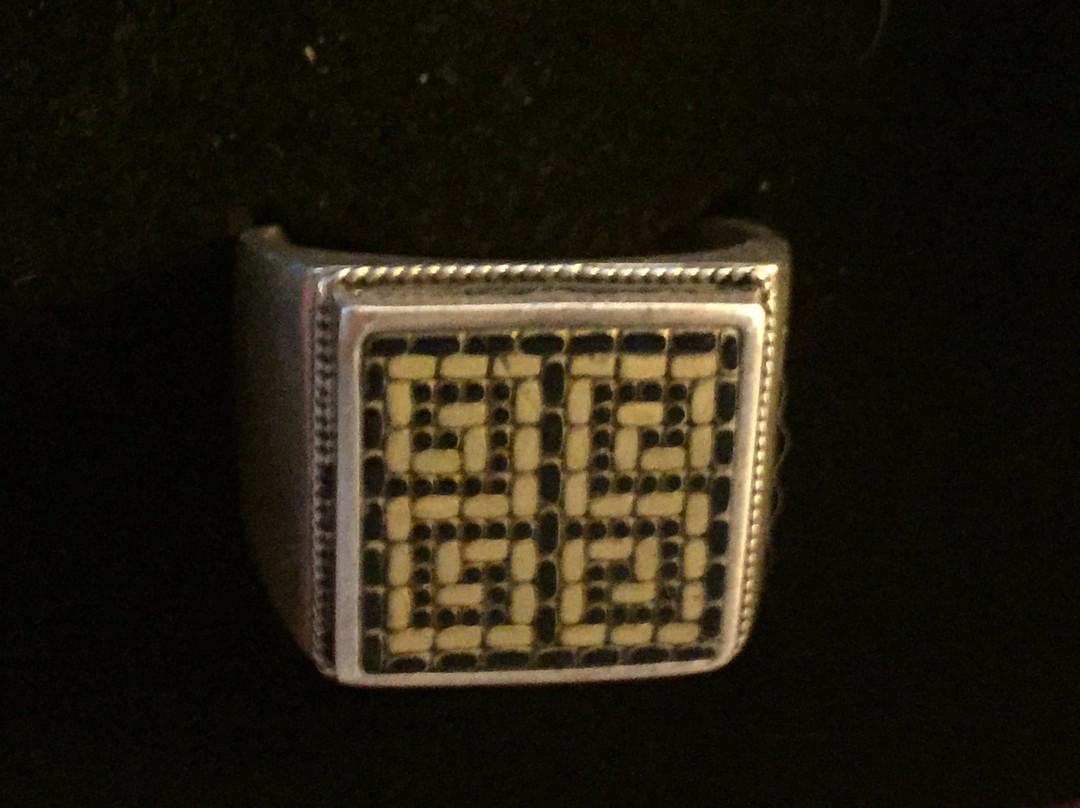 Marialena Maramenou-Hydra Town必去景点