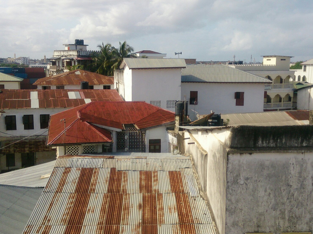 方古尼皇宫酒店主图