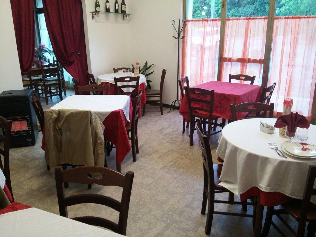 Polverara餐馆和美食-La Tana Nel Bosco