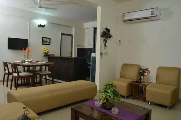 Jai Vilas Service Apartment
