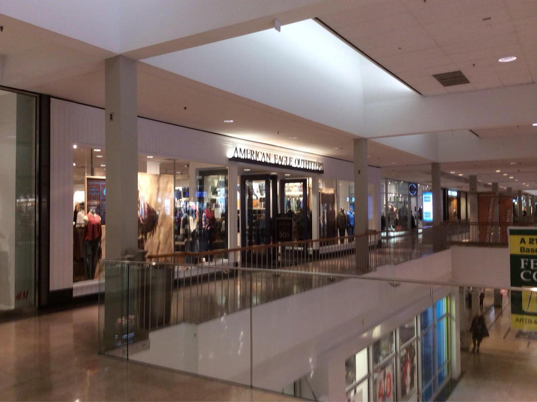 Willowbrook Mall景点图片