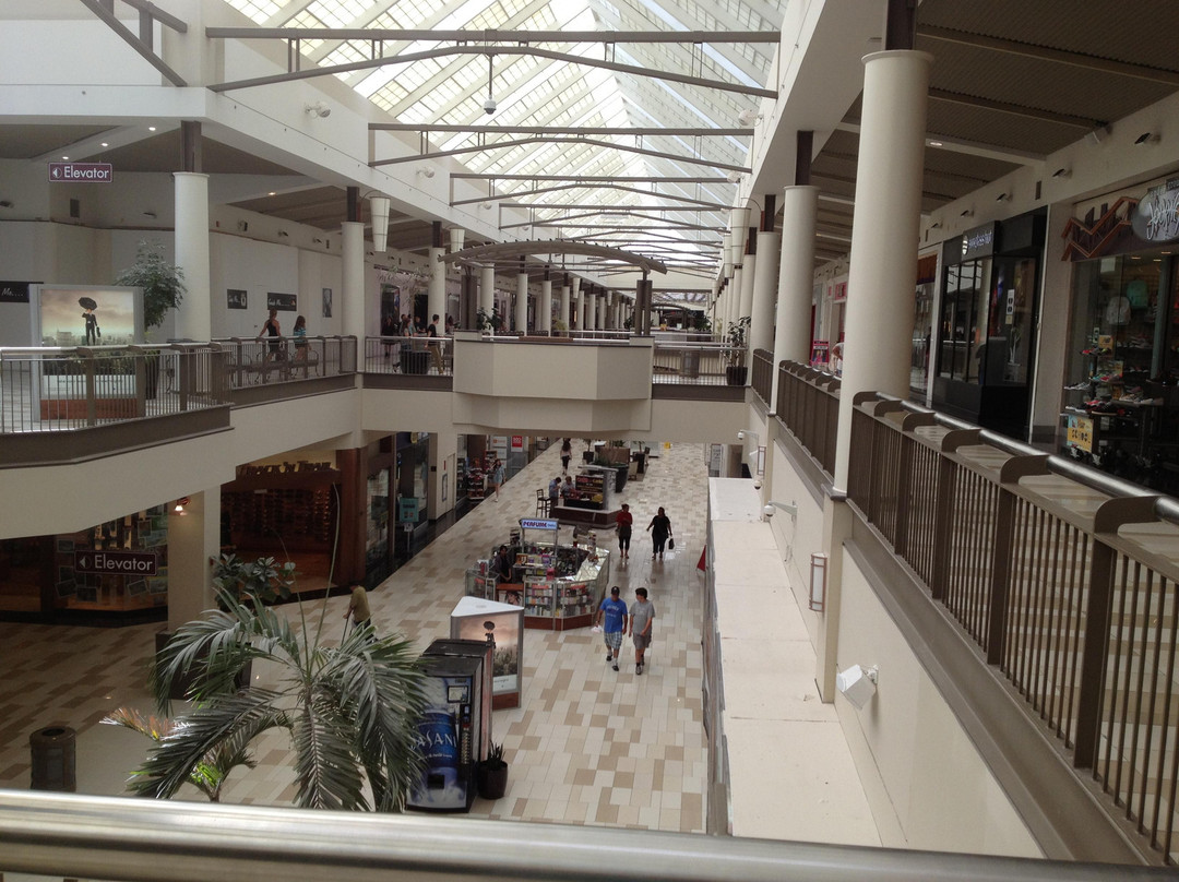 克罗斯盖茨商城-奥尔巴尼必去景点