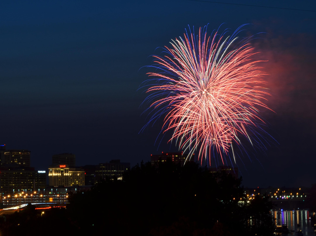 Charter Oak Landing-哈特福德必去景点