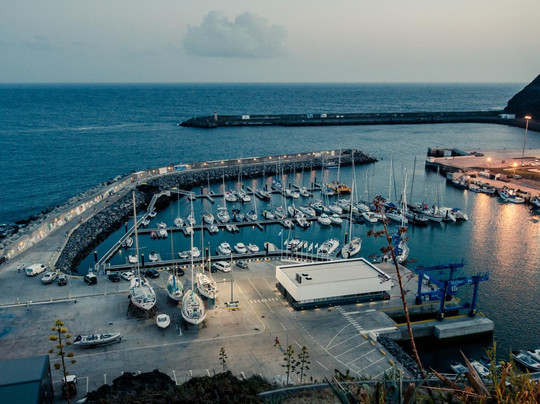 Golden Sail - Azores Yacht Charter-波尔图镇必去景点