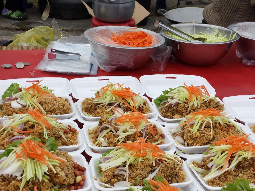 Tham Chomphon-宗汶必去景点