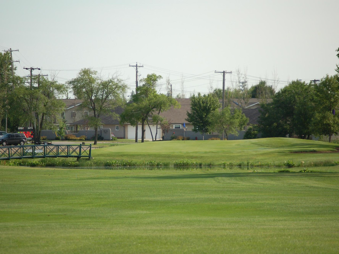 Winkler Golf Club-Winkler必去景点