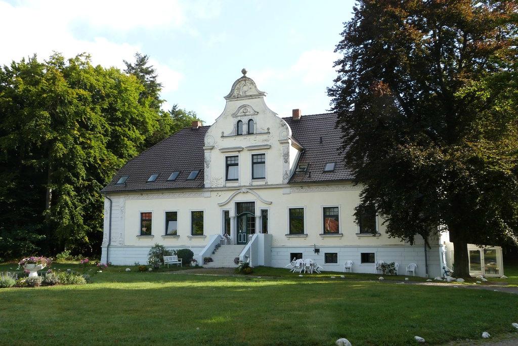 Gutshaus Neu Wendorf-官方