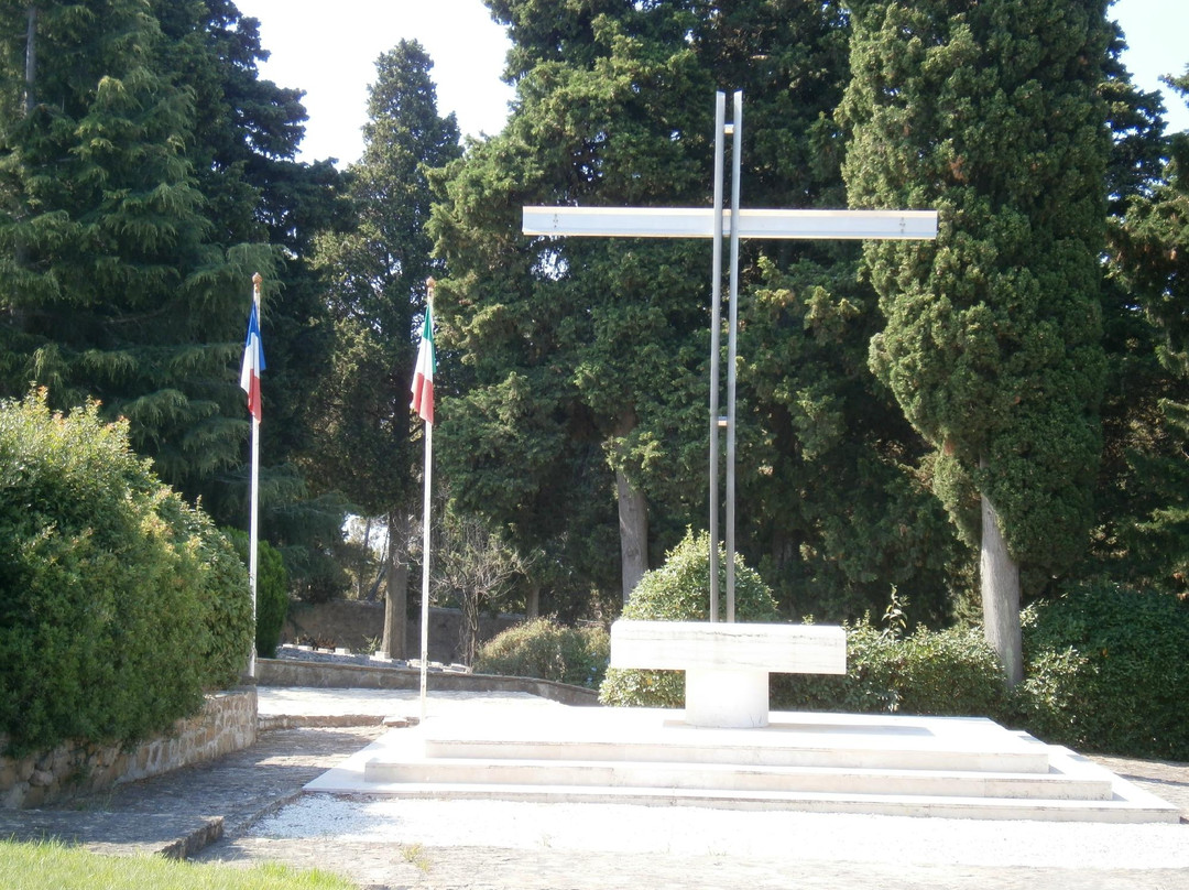Cimetiere militaire franco-italien景点图片