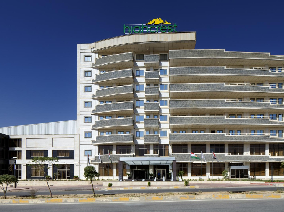 Highcrest Hotel主图