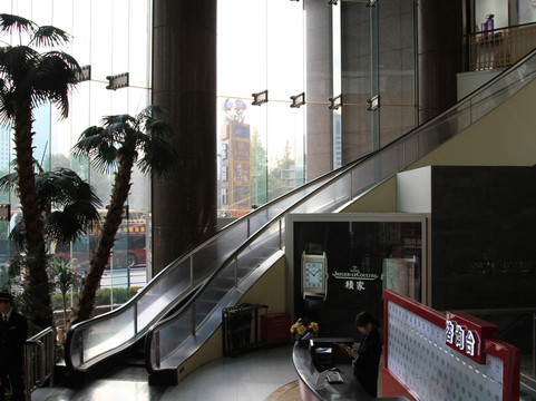 新世界城-上海市必去景点