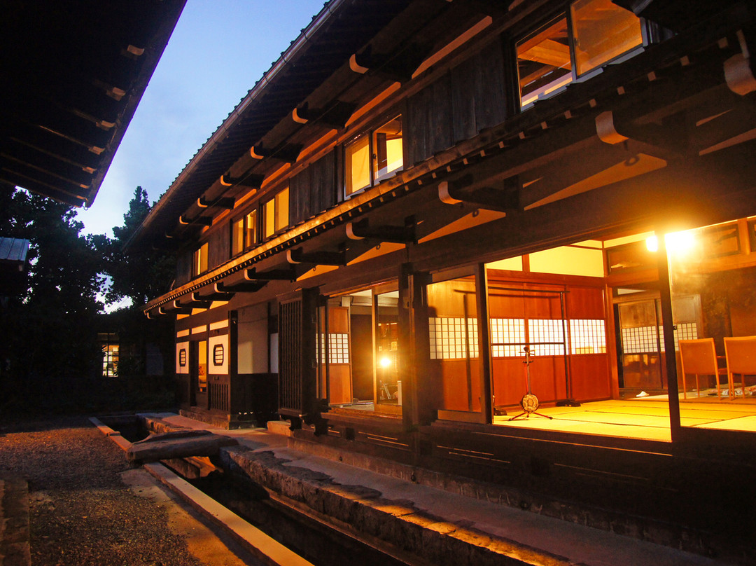 蓝莲花酒店