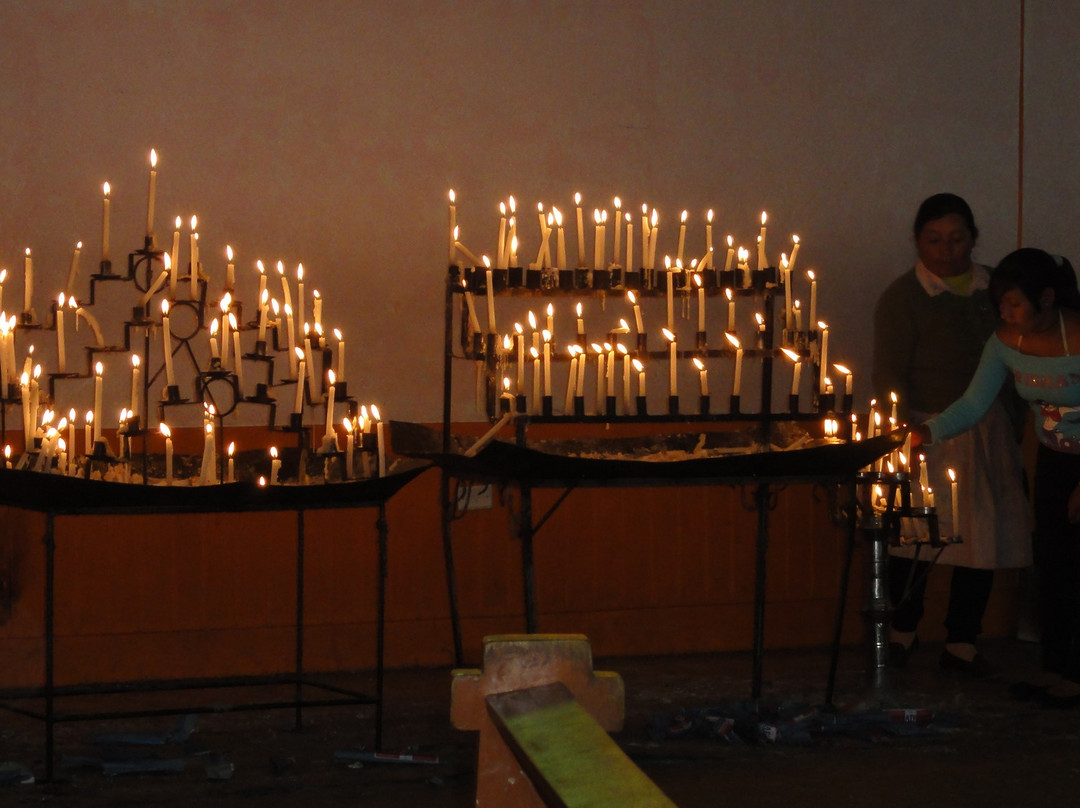 Iglesia La Soledad-瓦拉斯必去景点