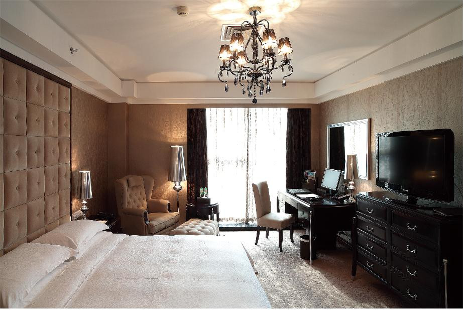 豪布斯卡酒店主图