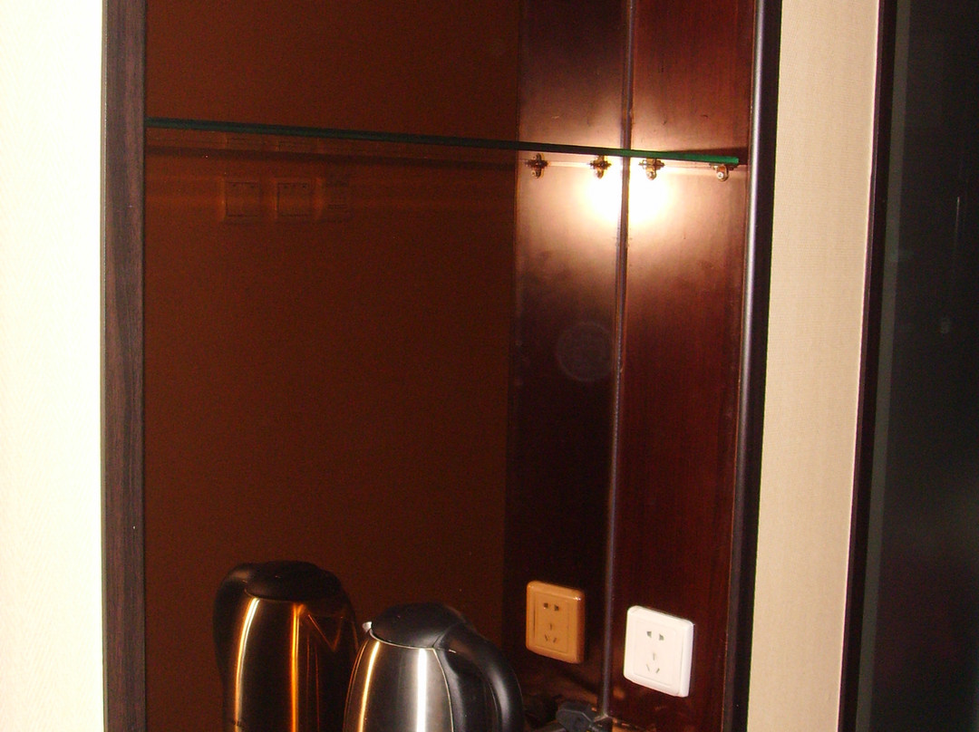 天悦大酒店主图