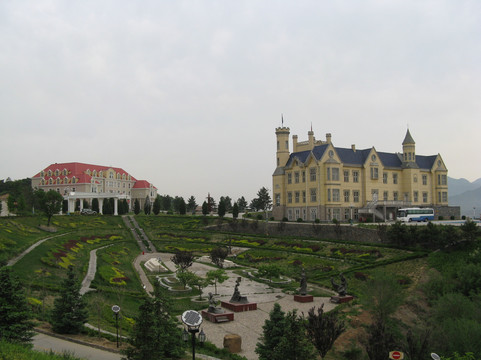 优龙红酒庄园主图