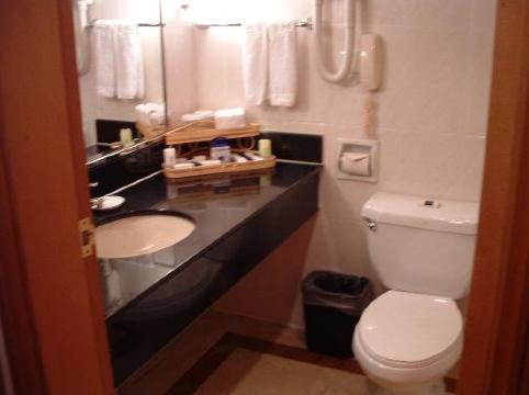 昆明中维天恒大酒店-浴室