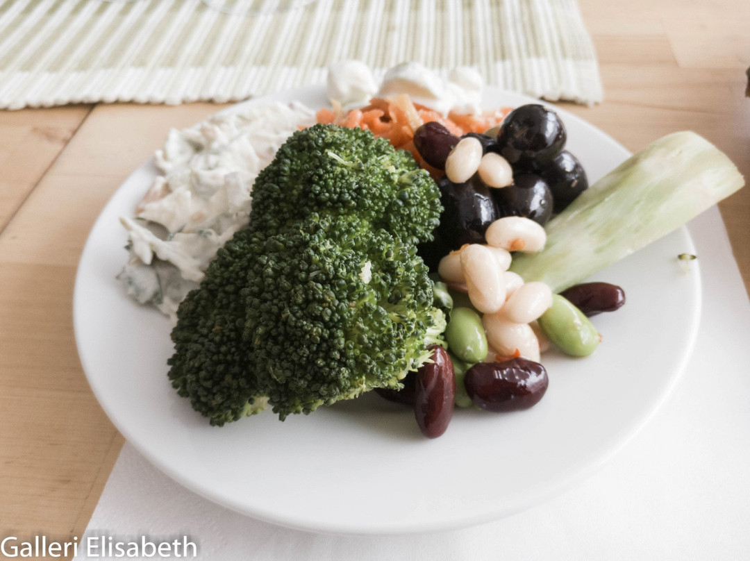 Svartinge餐馆和美食-Lingon & Dill