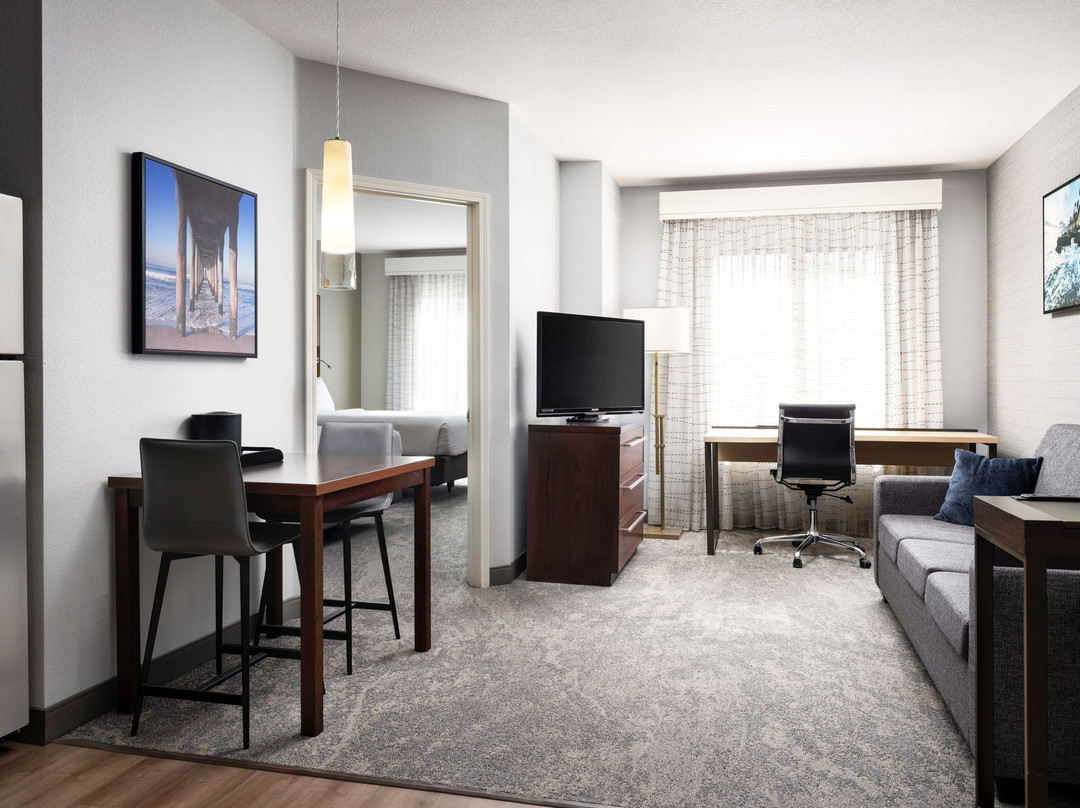 洛杉矶雷东多海滩Residence Inn 酒店主图