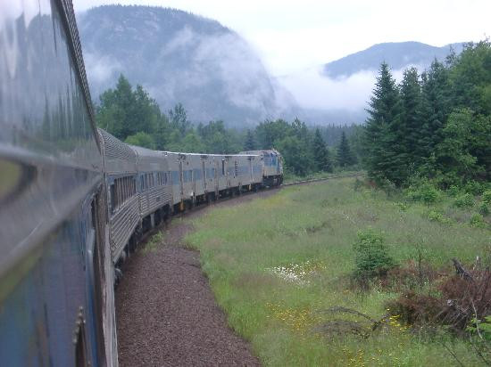 Quebec North Shore and Labrador Railway (QNS&L)-七岛港必去景点