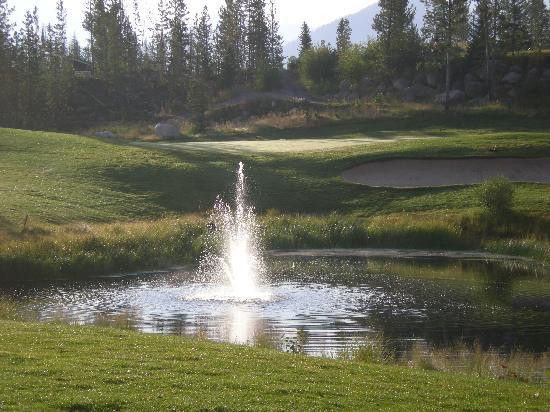 Grand Lake Golf Course景点图片