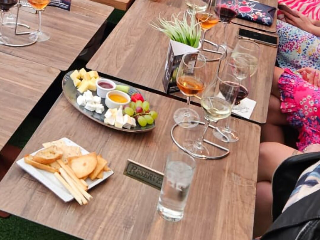 乔治精品酒店主图