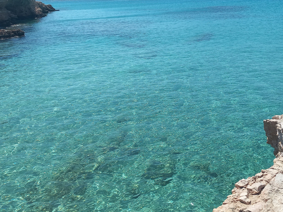 Italida Beach景点图片