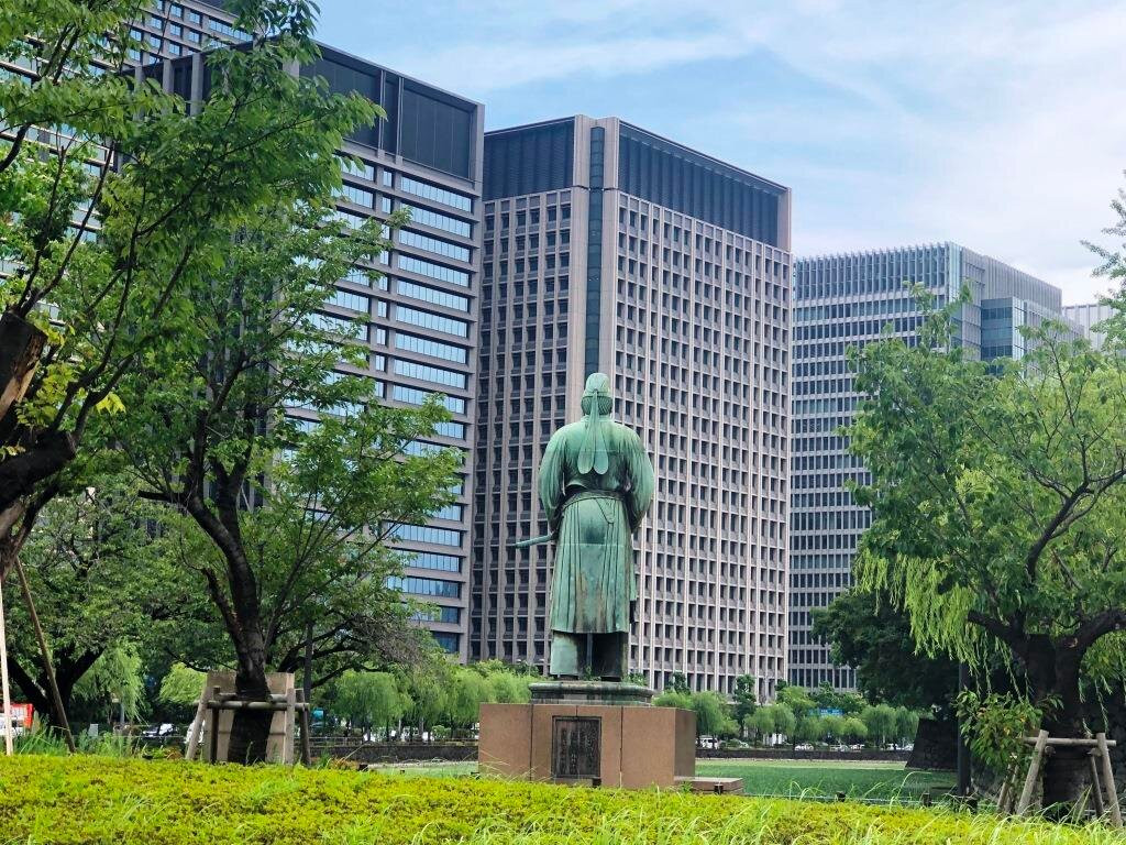 Wake no Kiyomaro Statue-Otemachi必去景点