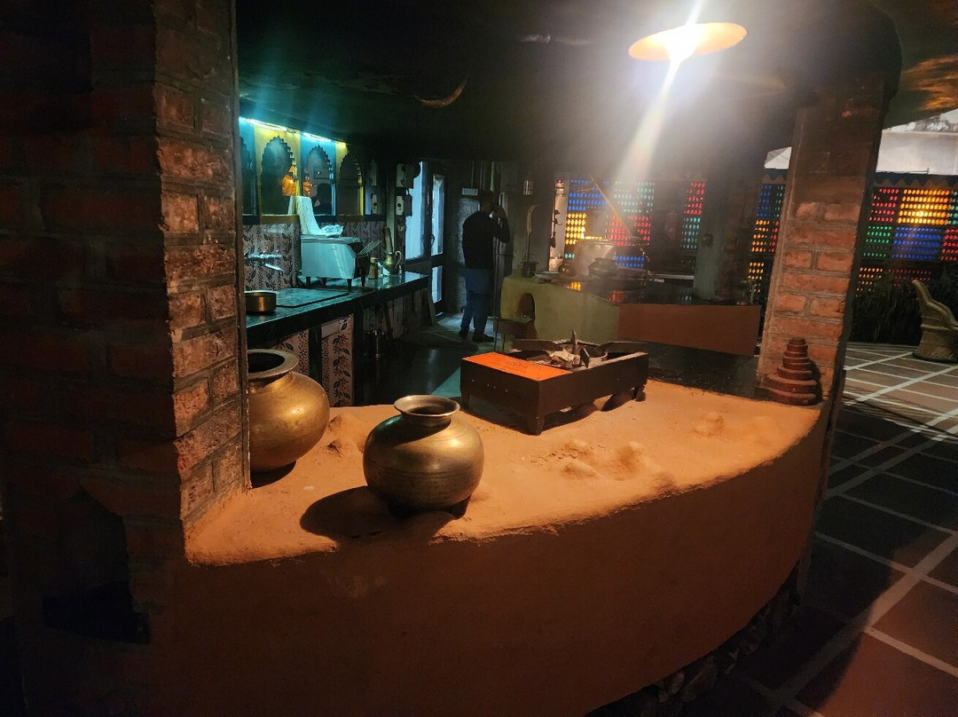 The Chateau Garli主图