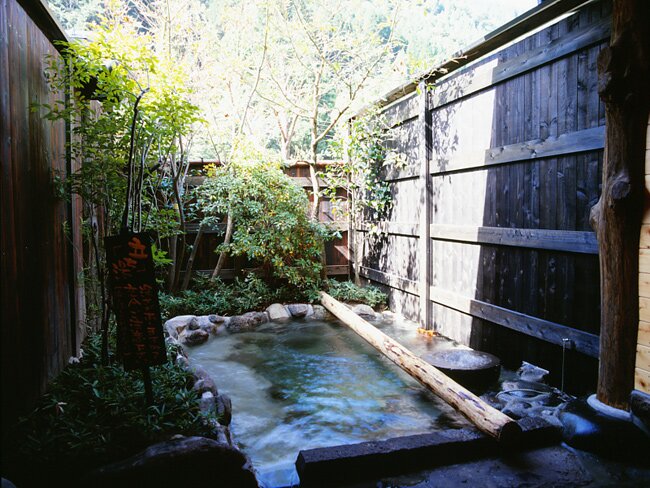 Komeya Besso-官方