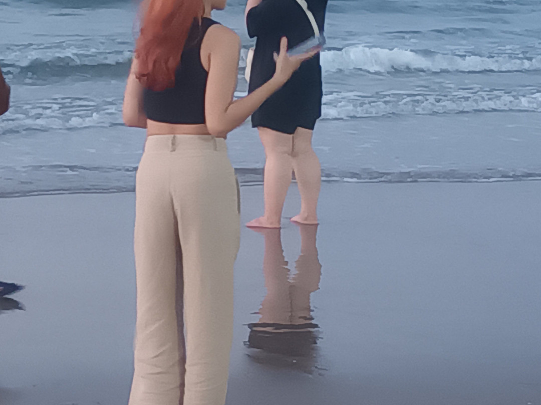 Back Beach-头顿必去景点