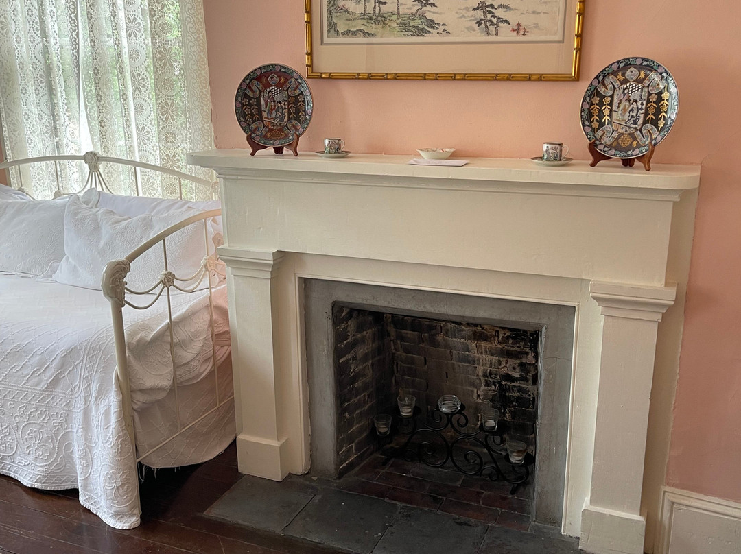 1872 Denham Inn主图