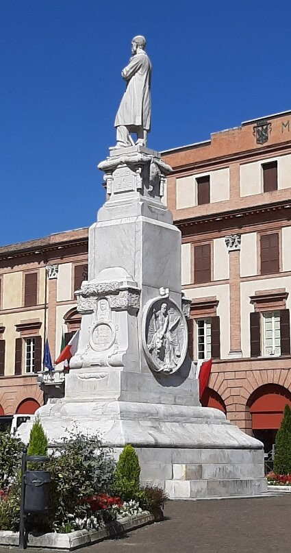 Piazza Aurelio Saffi景点图片