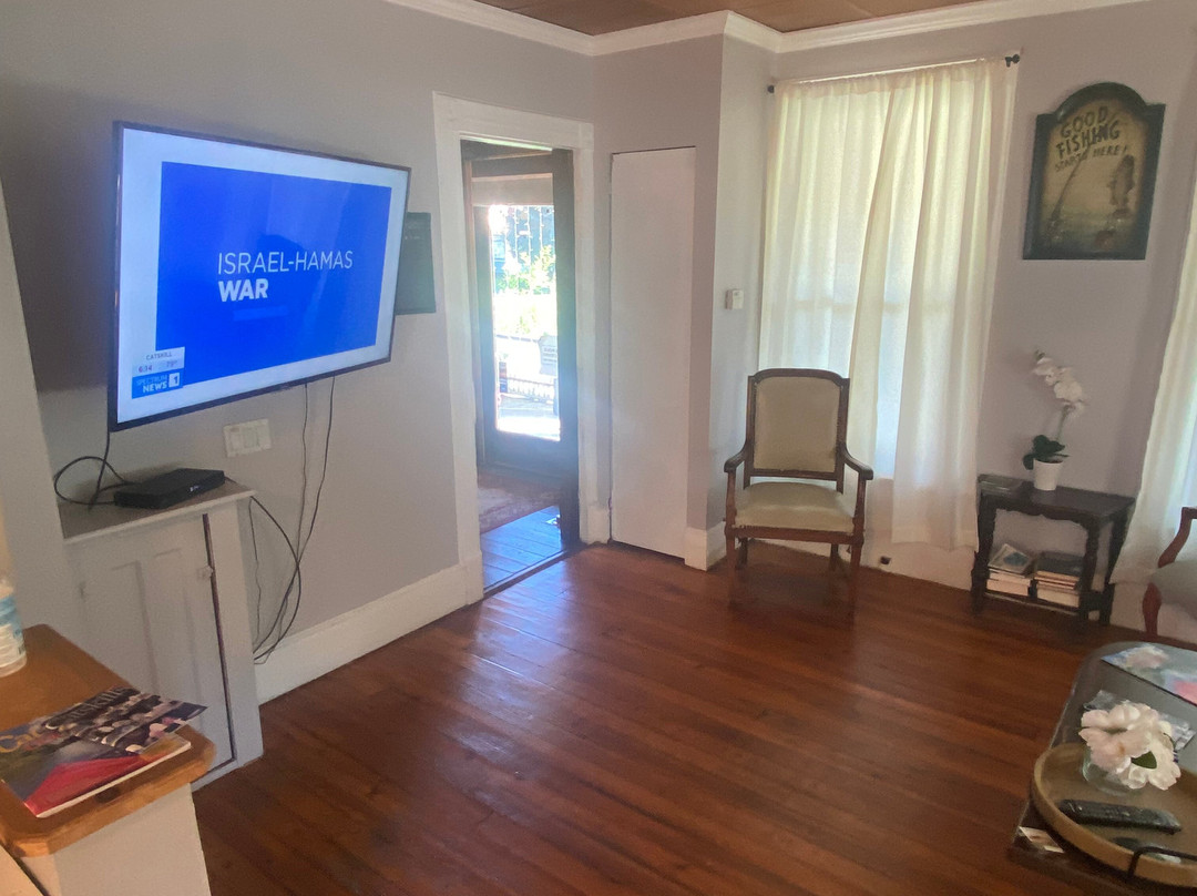 Reynolds House Inn & Motel主图