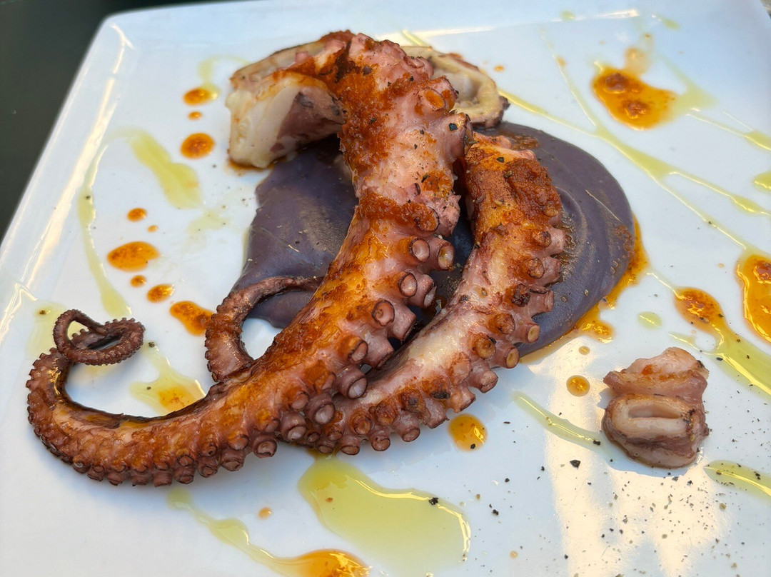 Locus Pisa Restaurant & Cocktail Bar