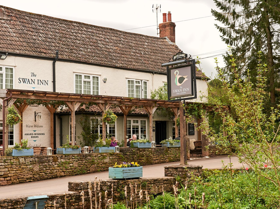 Lower Langford餐馆和美食-The Swan Inn