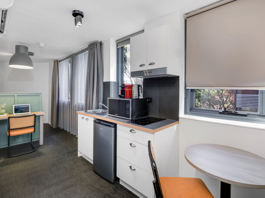 新镇城市饭店主图