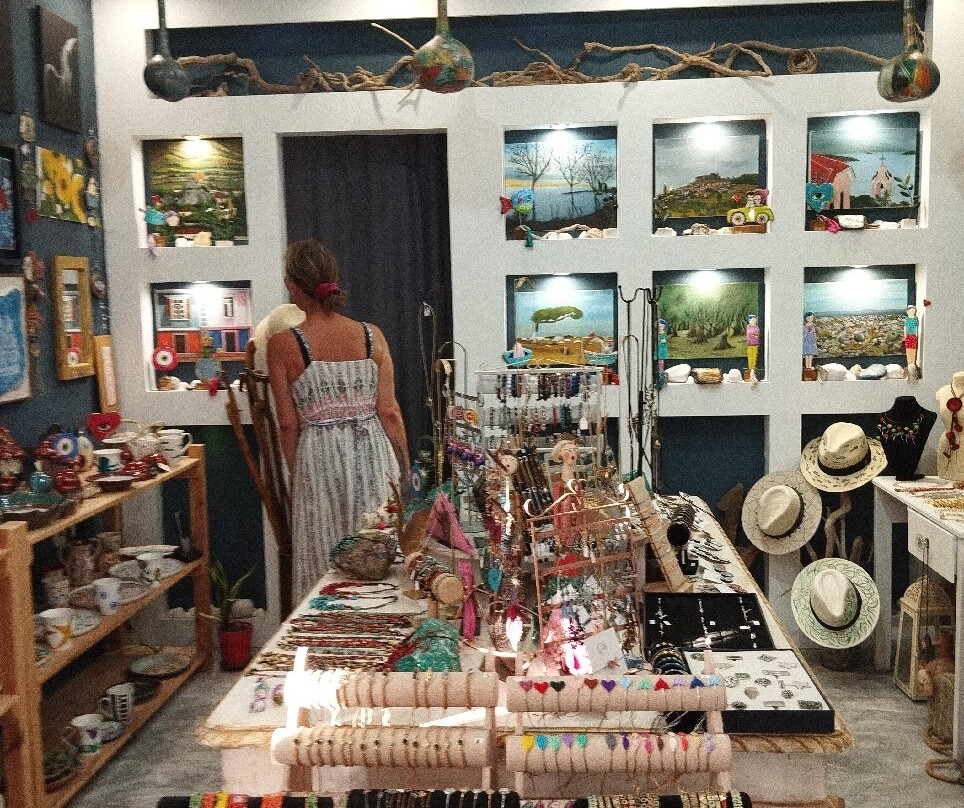 Κ.Ε.Μ Gallery景点图片