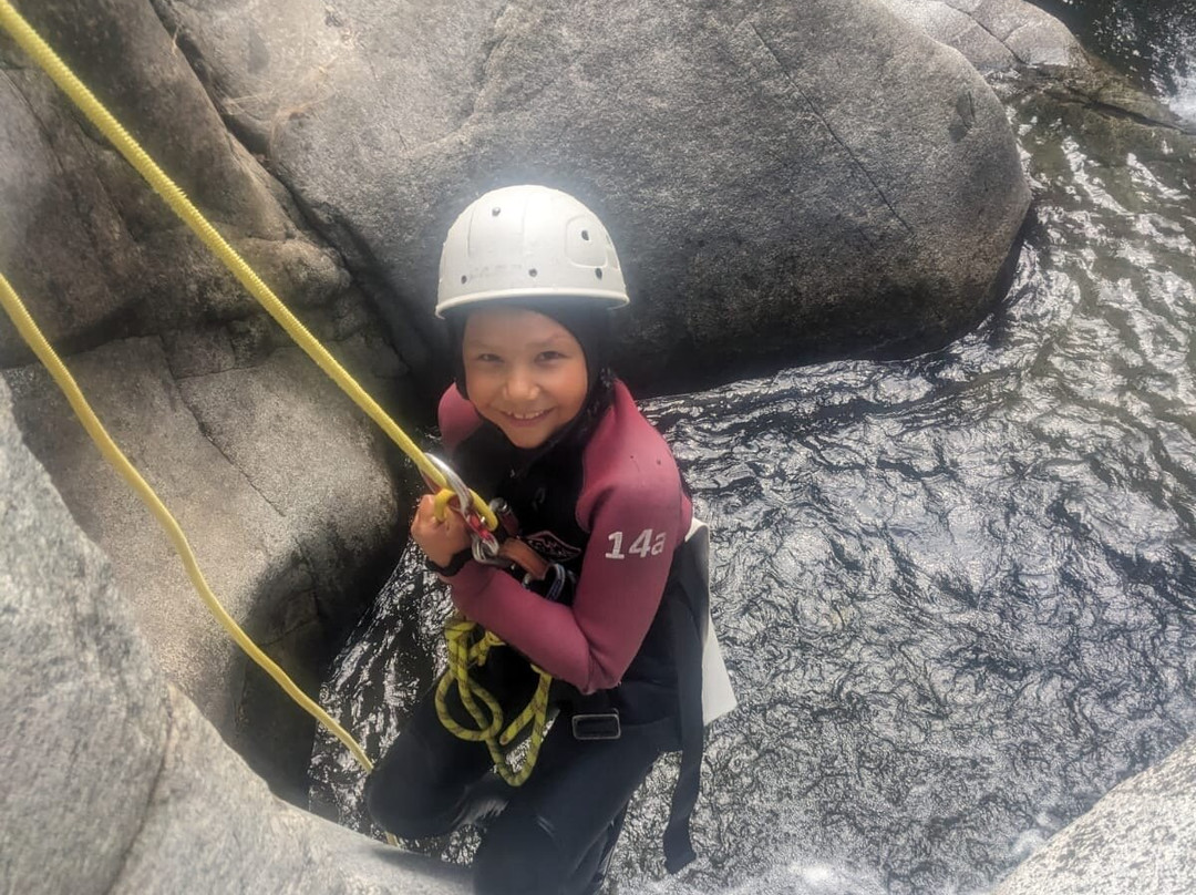 Pyrenees Canyoning by Max & Lola-Leucate必去景点