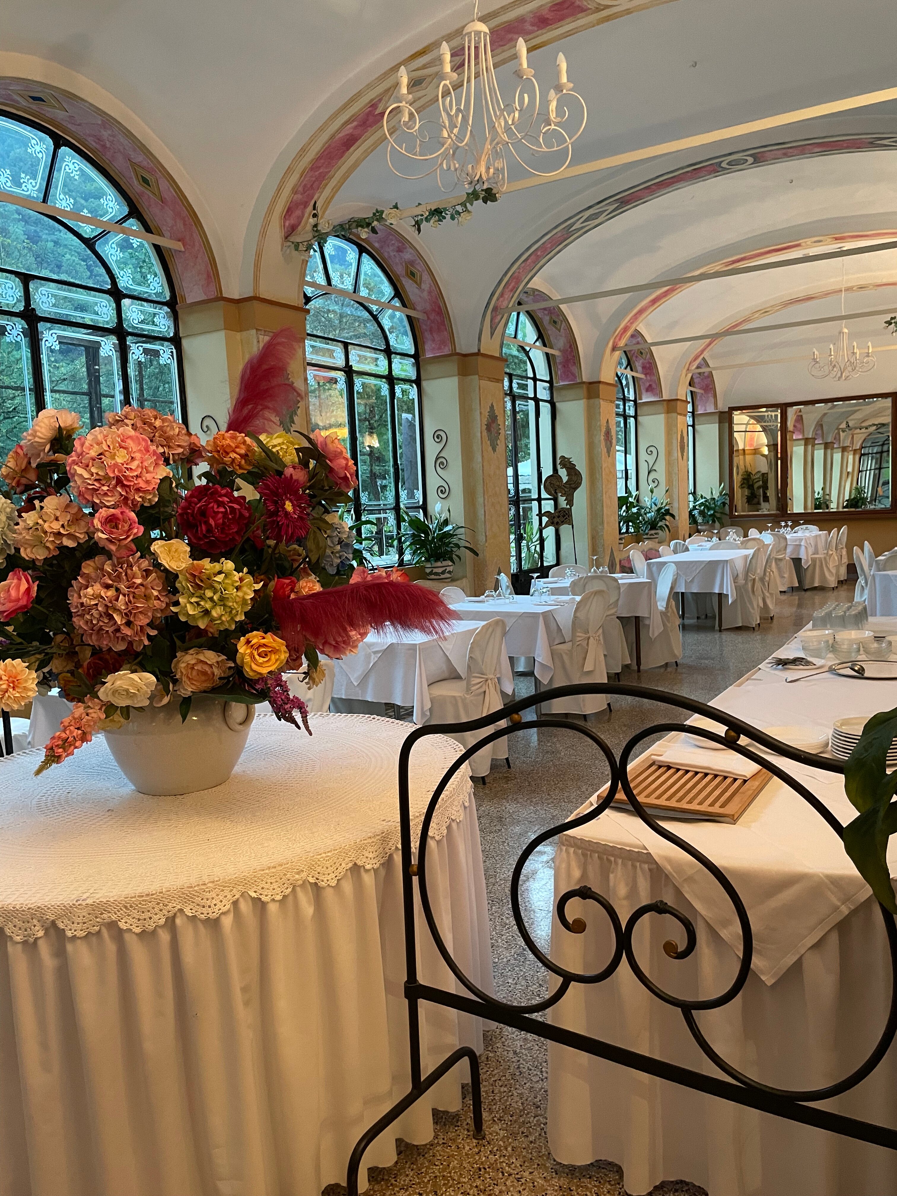Hotel Restaurant Albergo Sacro Monte-官方