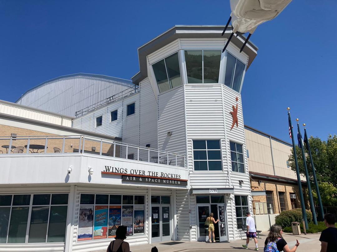 Wings Over the Rockies Air & Space Museum景点图片