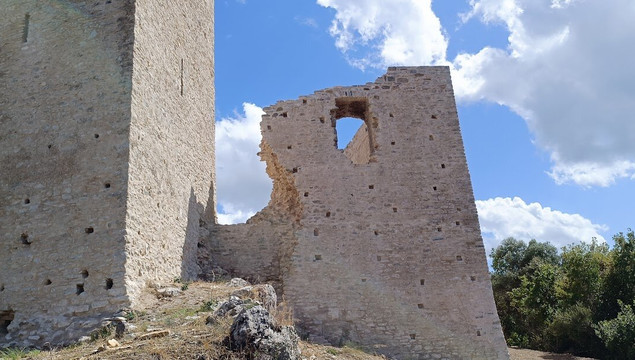 Castle Mila-Kastro必去景点