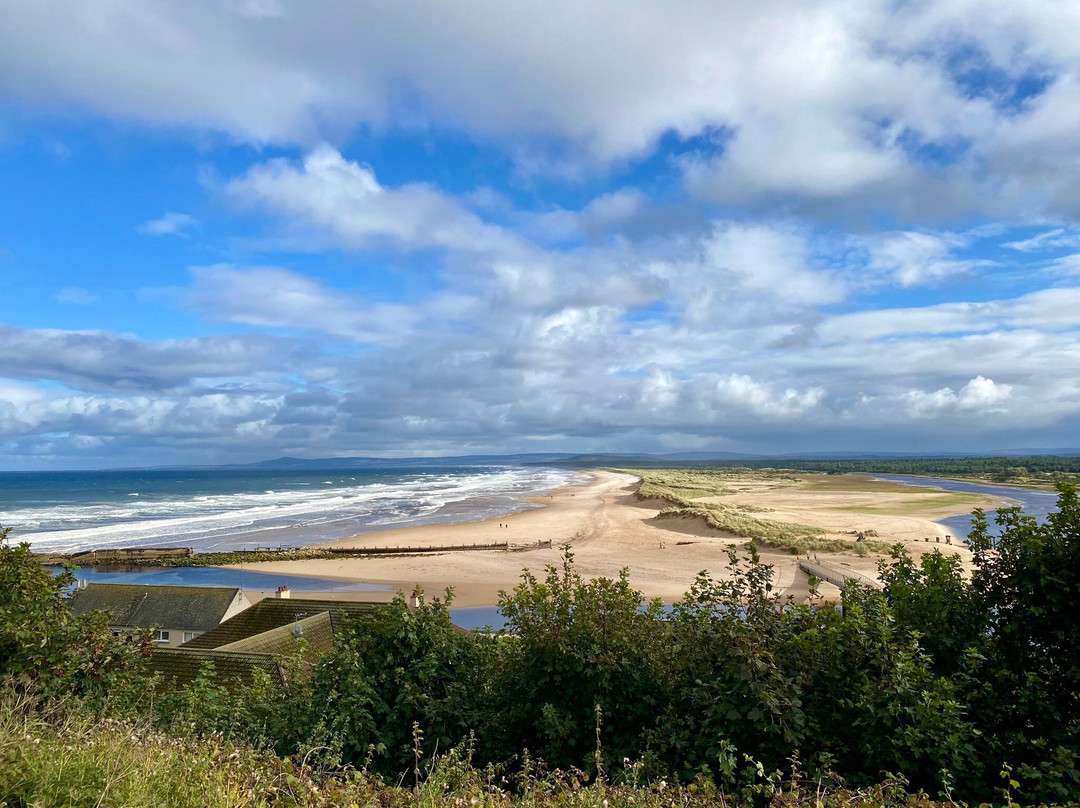 Lossiemouth East Beach景点图片