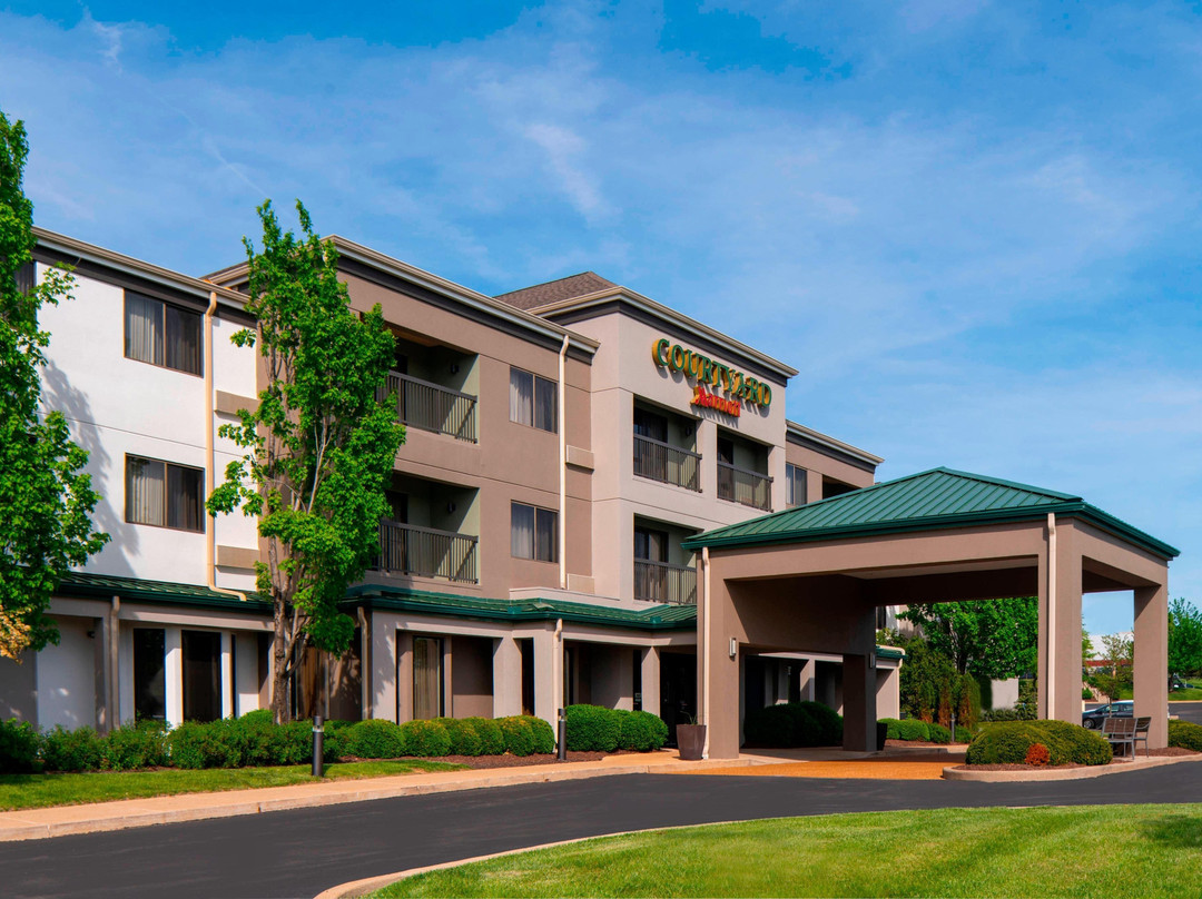 Courtyard by Marriott St. Louis Airport/Earth City主图