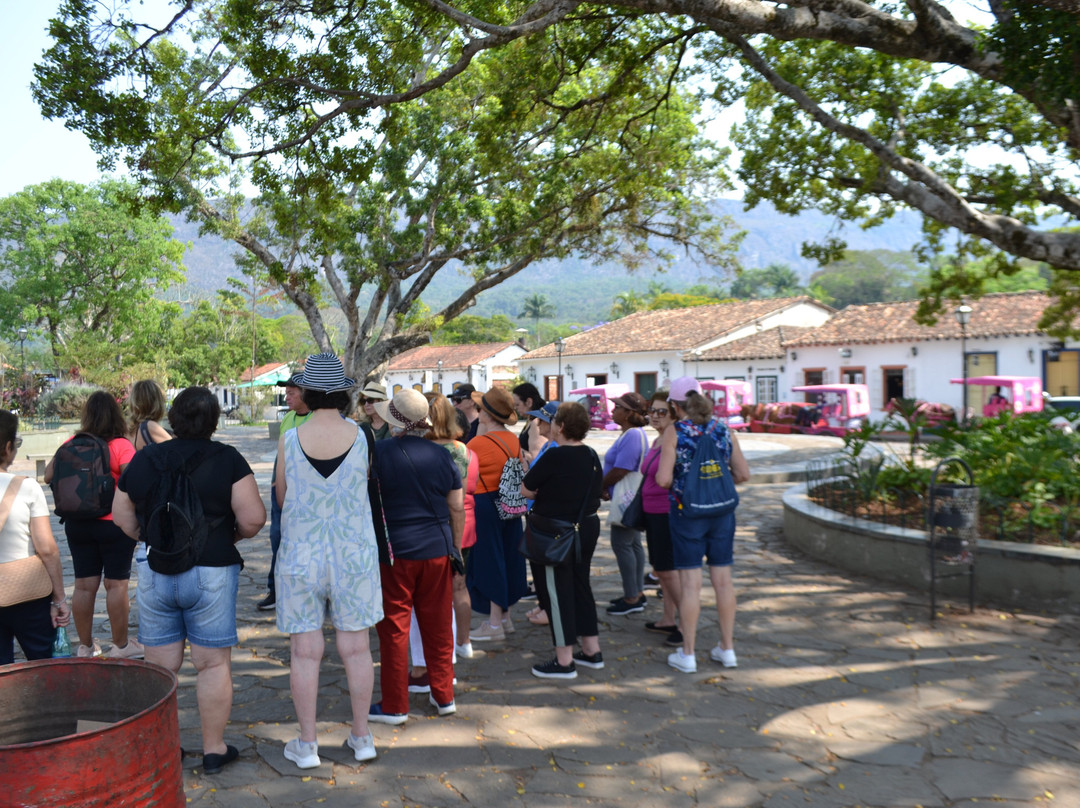 Largo das Forras-蒂拉登特斯必去景点