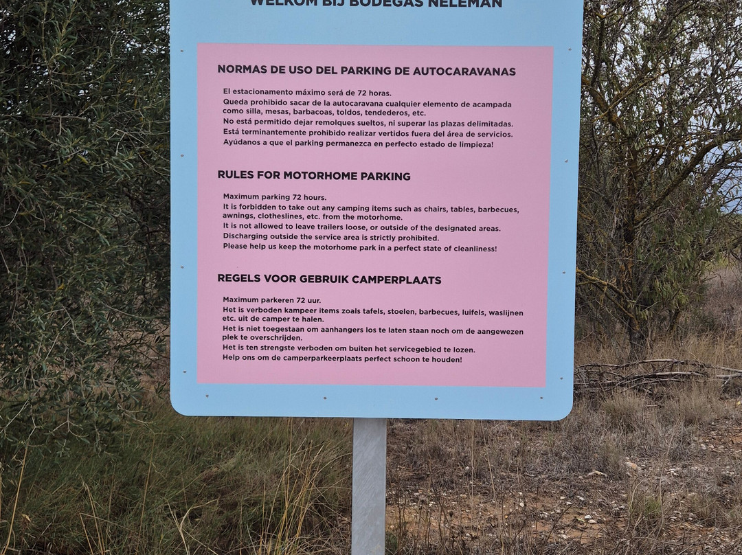 Bodegas Neleman, Casas del Rey - Valencia (Spain)-Venta del Moro必去景点