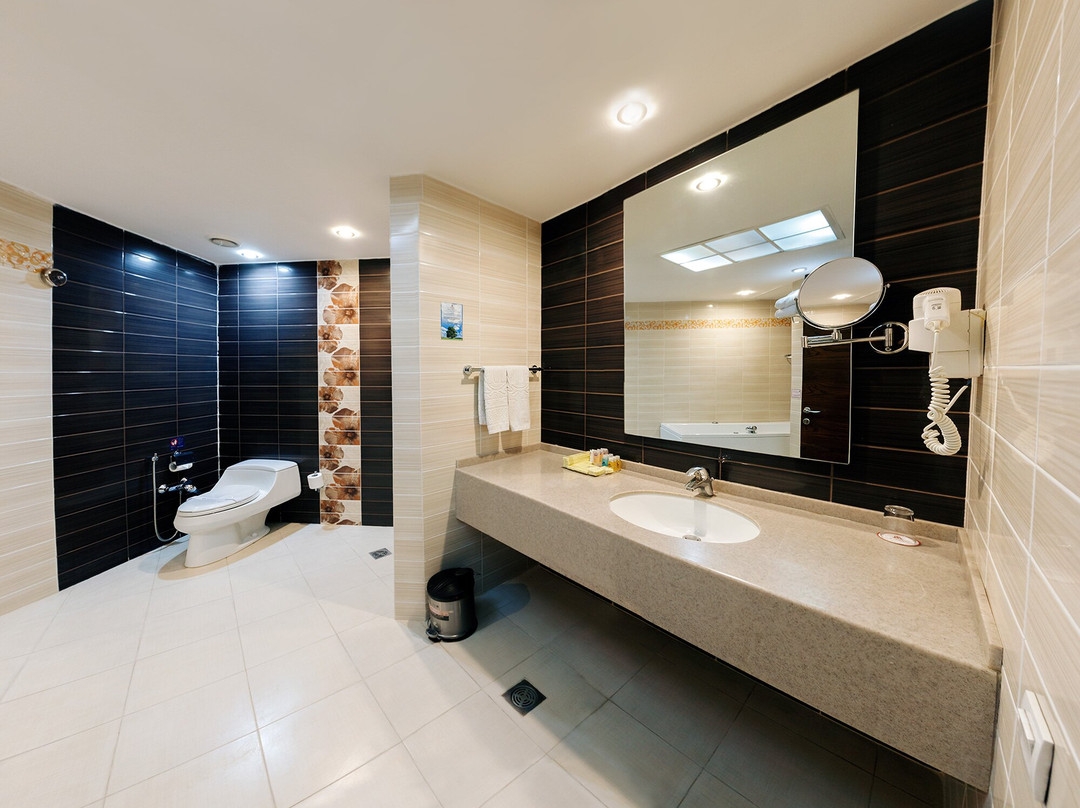 Parsian Kermanshah Hotel主图