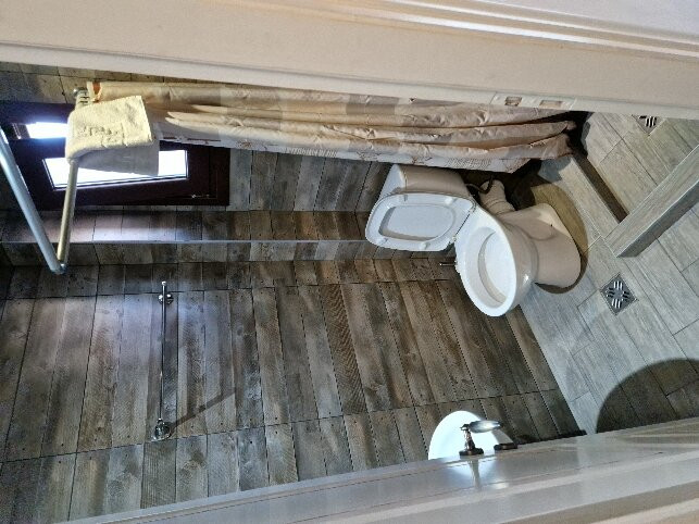 Xenónas Goúsias主图