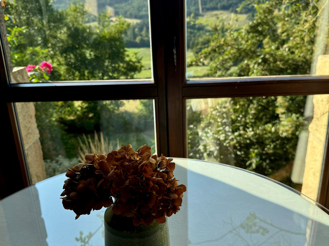 Hotel Akerreta主图