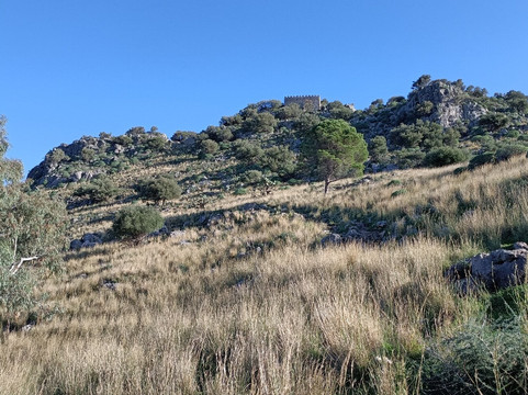 La Rocca-切法卢必去景点