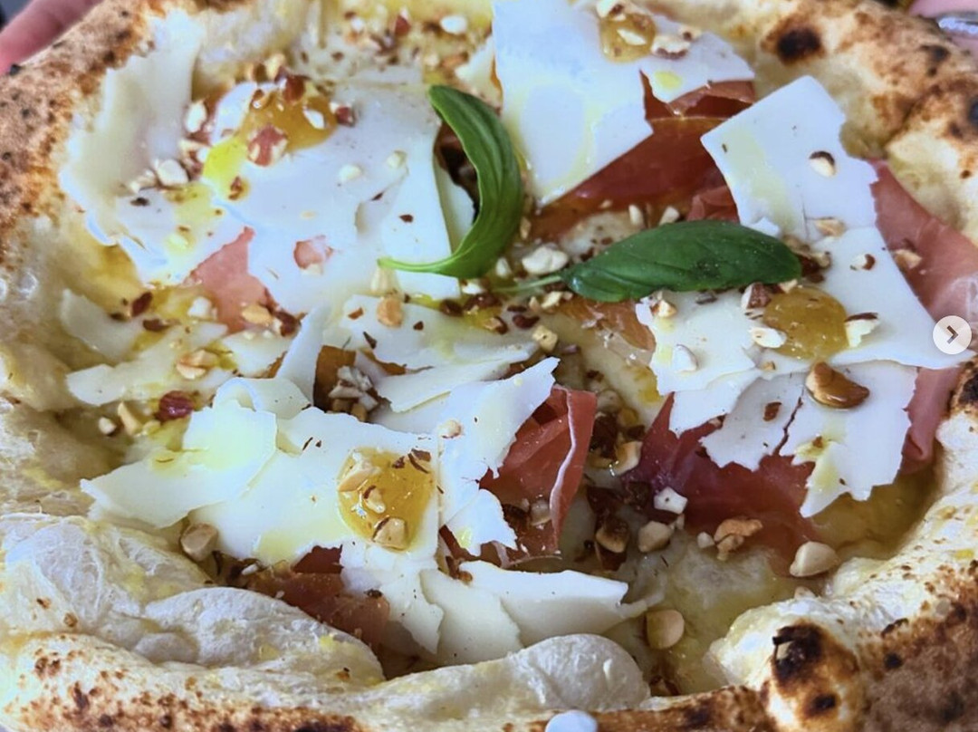 Peppe Pizzeria Martyrs